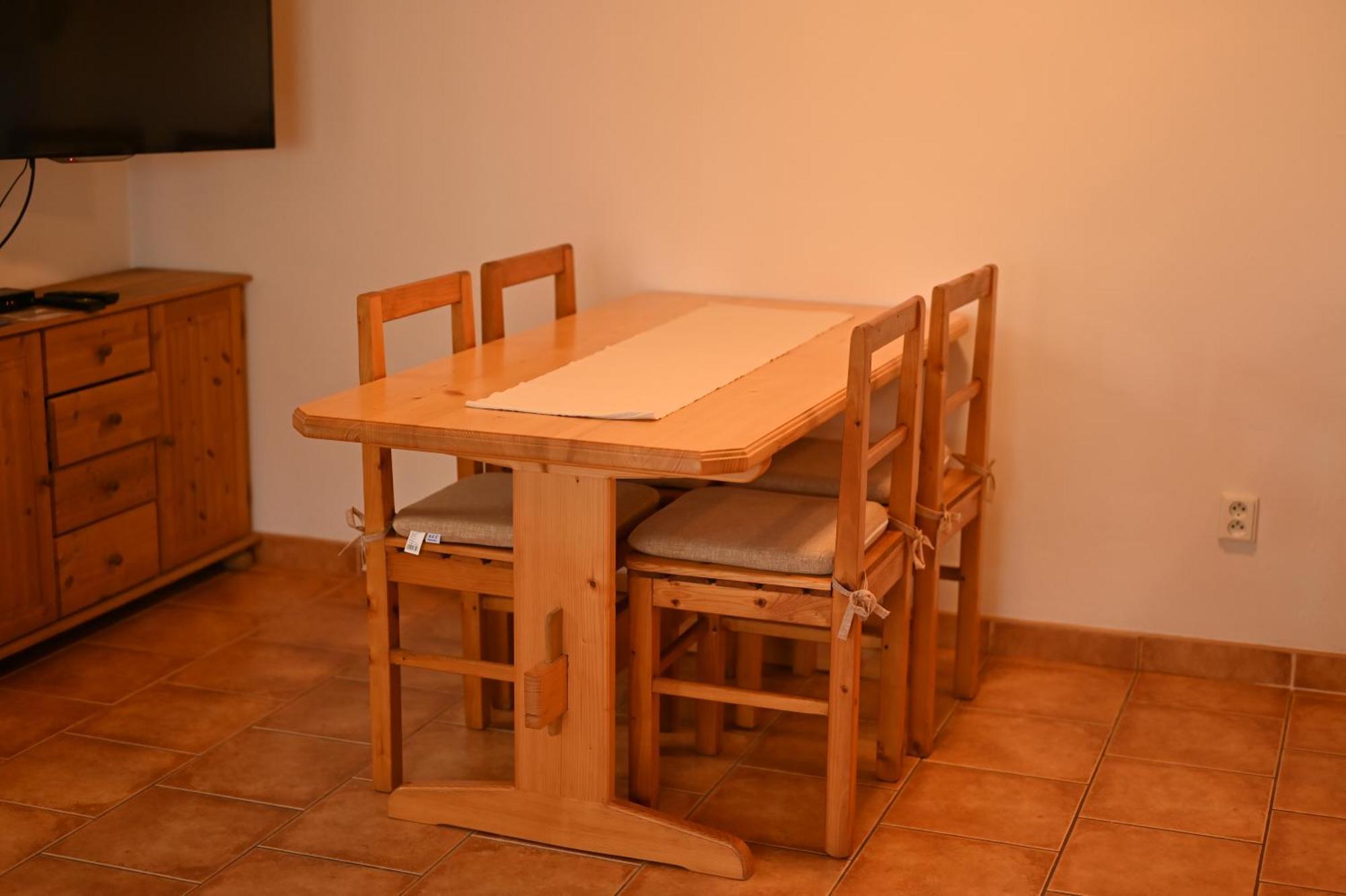 Holiday home Na Rozkosi Nahorany (Hradec Kralove)